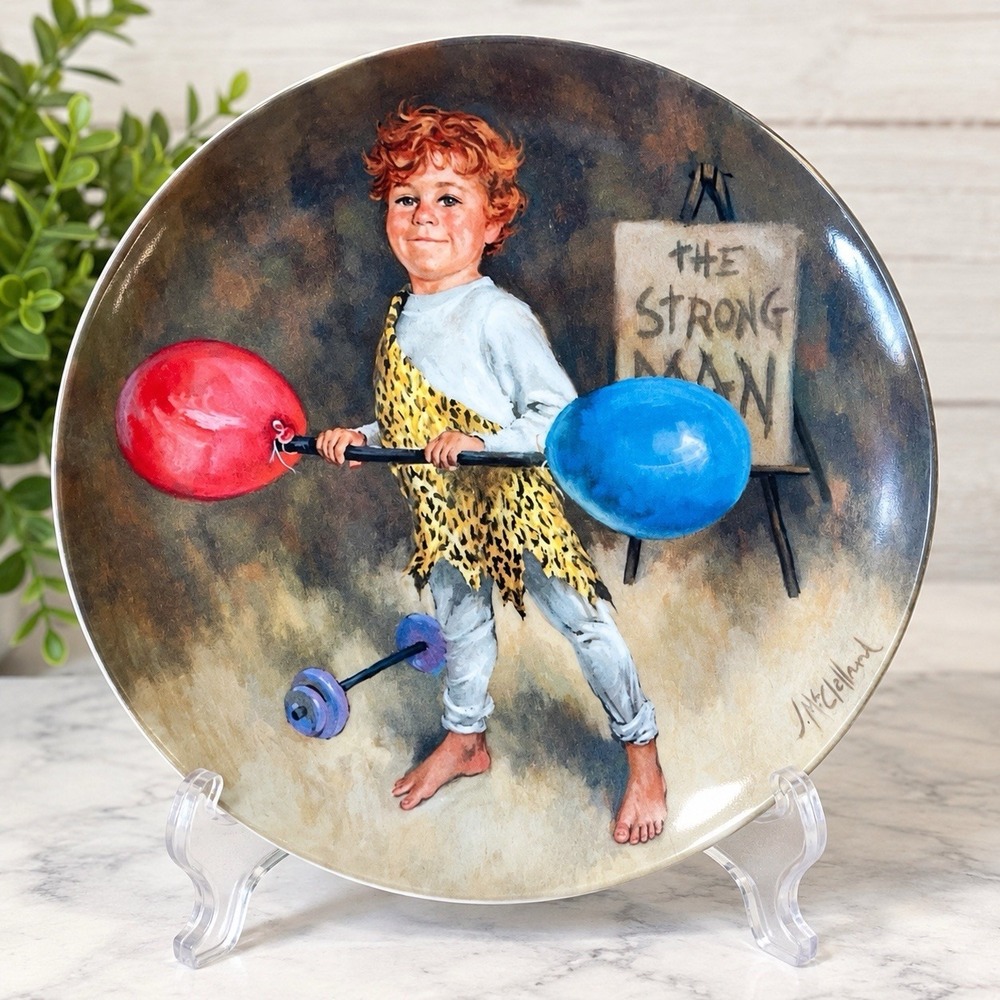 RECO Johnny The Strongman Collector Plate John McClelland Circus 1983 C9387